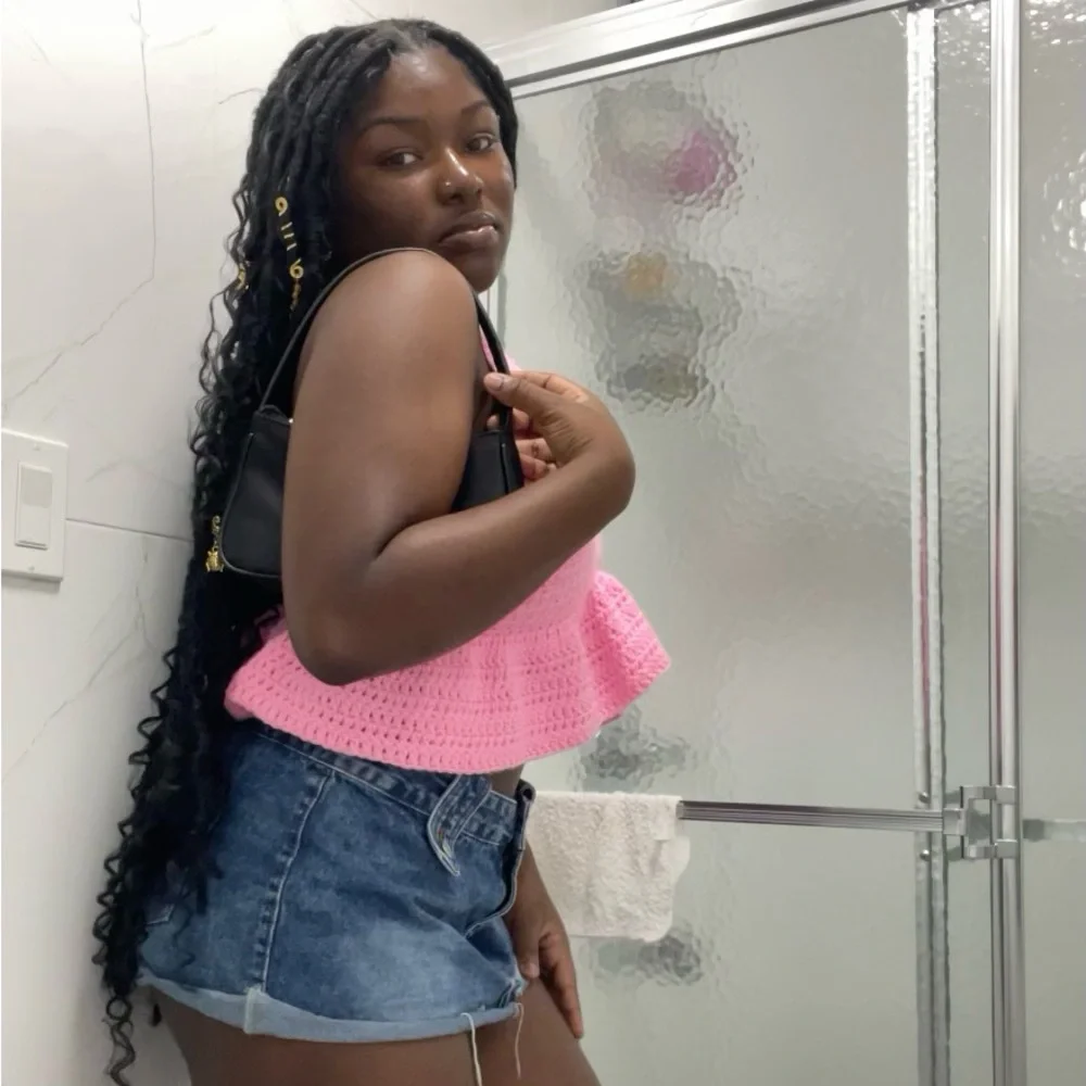 🌸 The TT Top” 🌸 Handmade Crochet Ruffle Bralette Top (Baby Pink) - Picture 2 of 5